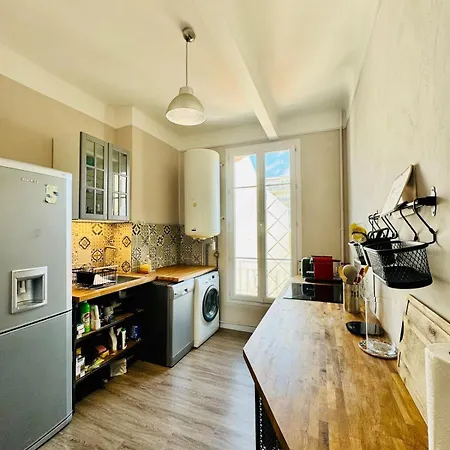 Apartment Le Mediterranee - 4 Pers - 200 M Des Plages *